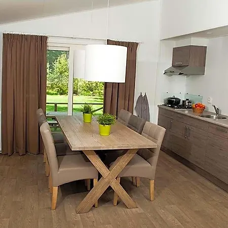 Boslodge Xl Hotel Alphen (North Brabant)